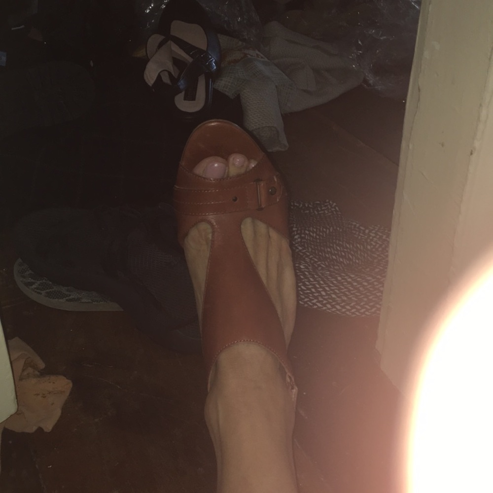 Joan and David sandal/heels